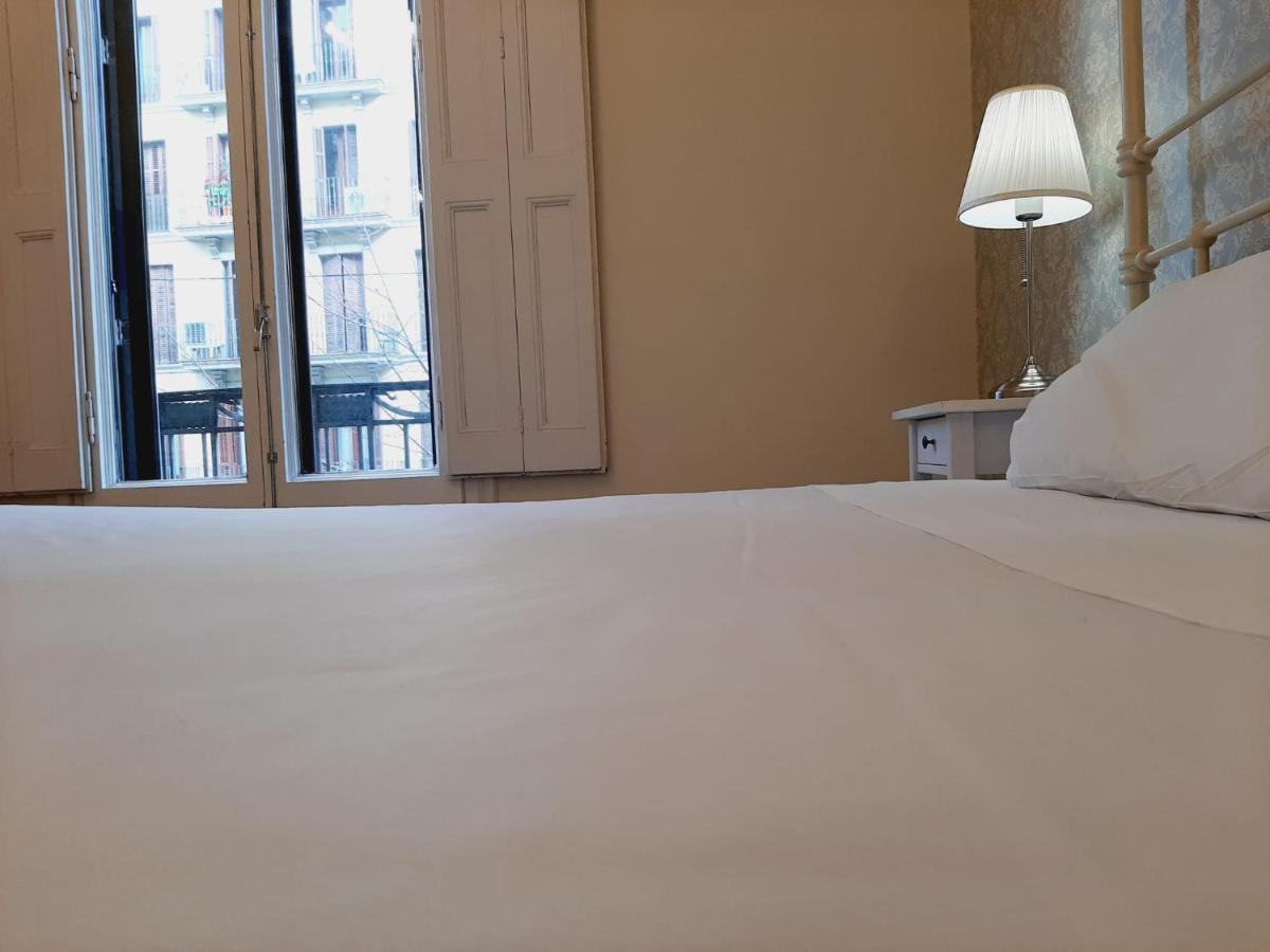 Lumine Luxury Suites By Gaiarooms Barcelona Exterior photo